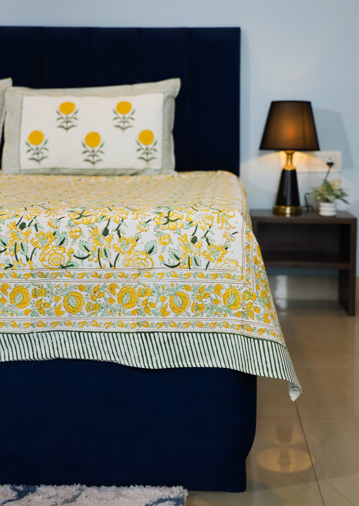 Elegant Meadow Bedsheet