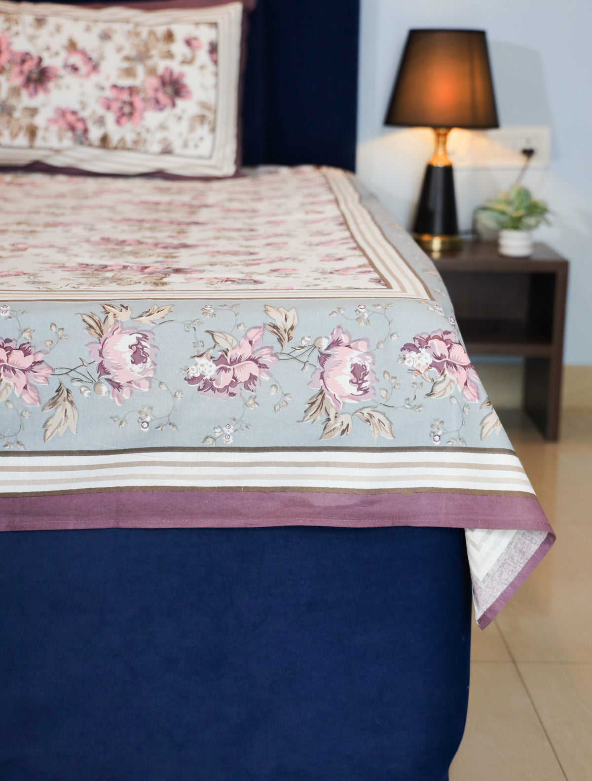 Azure Leaf Printed Bedsheet