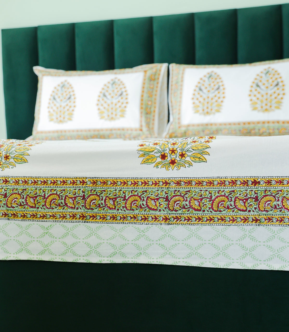 Serenity Garden Bedsheet